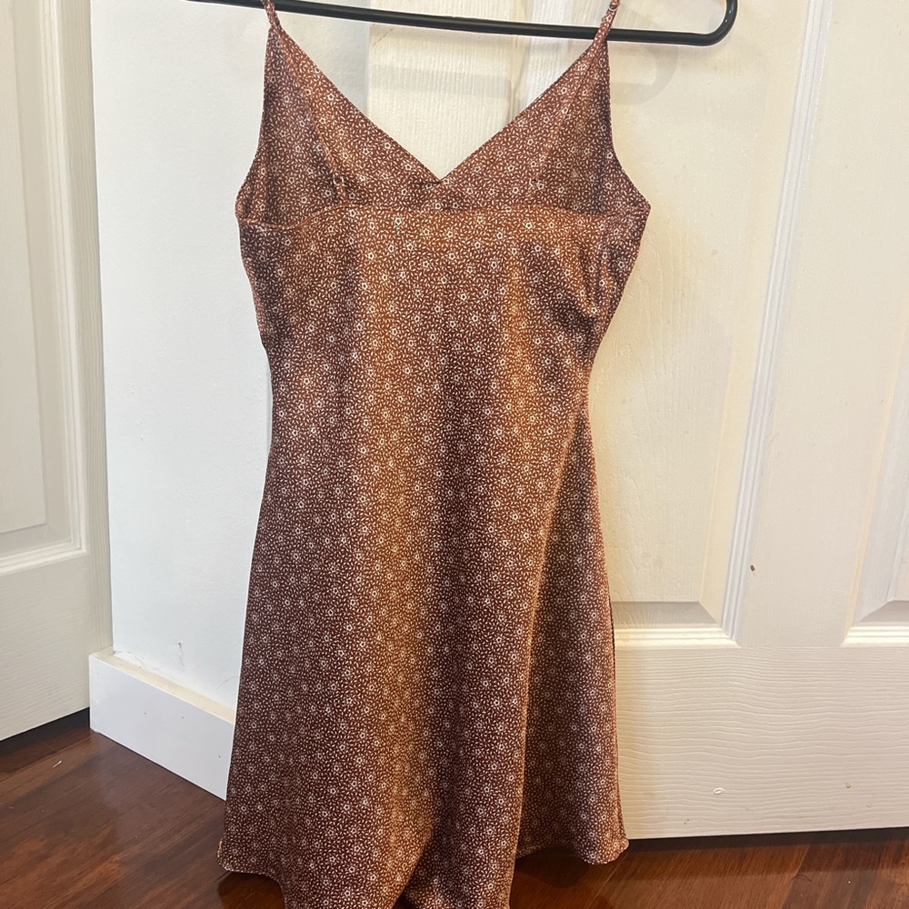 abercrombie & fitch maroon mini dress | size xxs - Picture 2 of 3